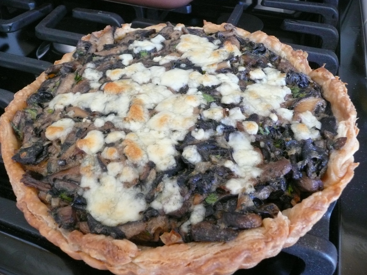 Flemish Giants' Mushroom & Thyme Tart