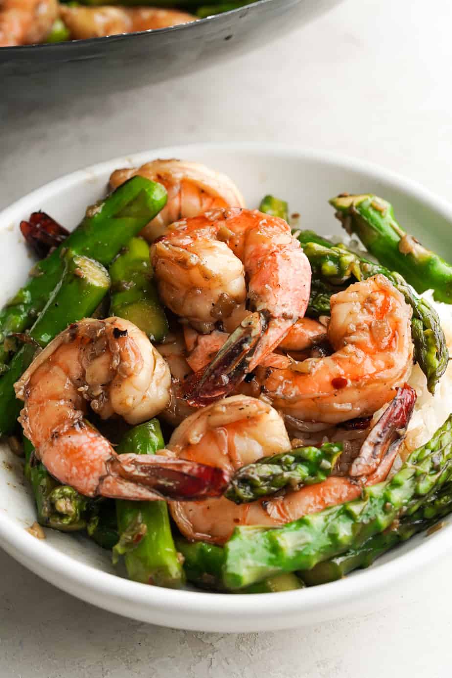 White Asparagus and Shrimp Stir Fry with Ginger and Garlic