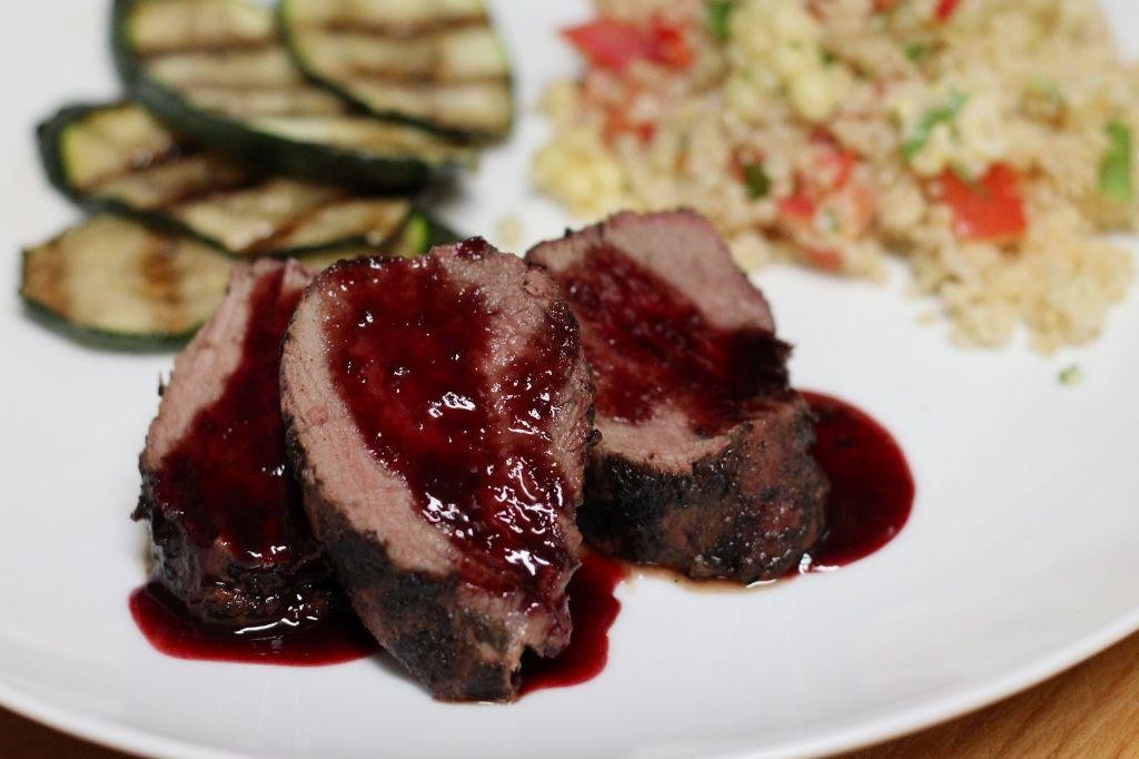 Pan-Seared Venison Medallions with Juniper Berry Sauce