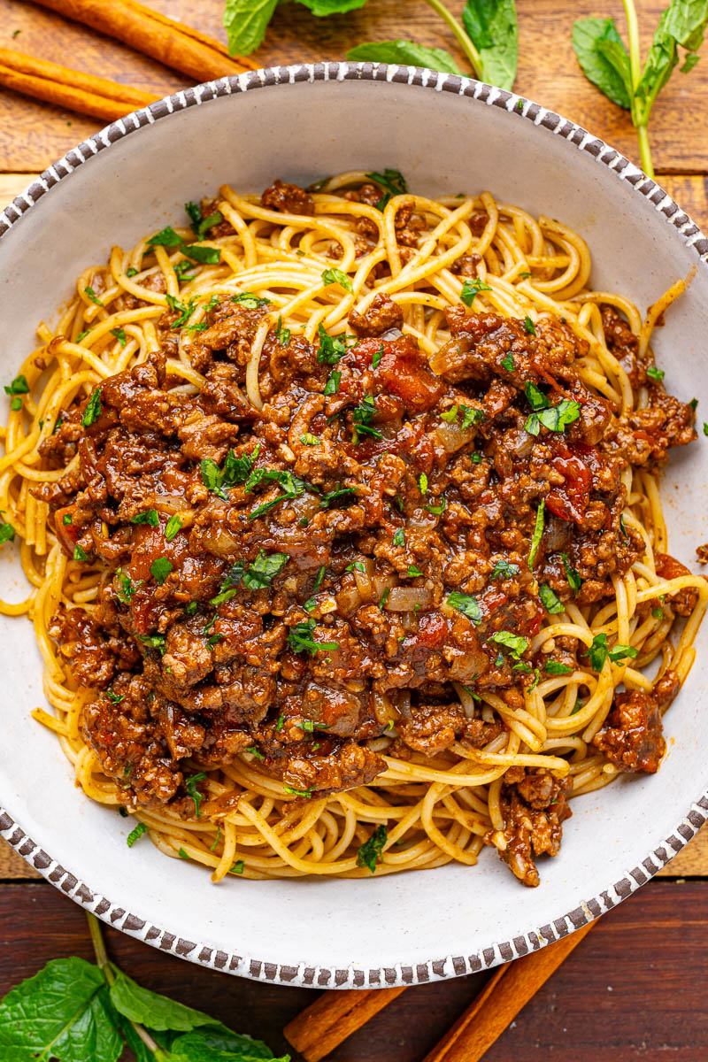 Makaronia Me Kima Greek Spaghetti with Meat Sauce