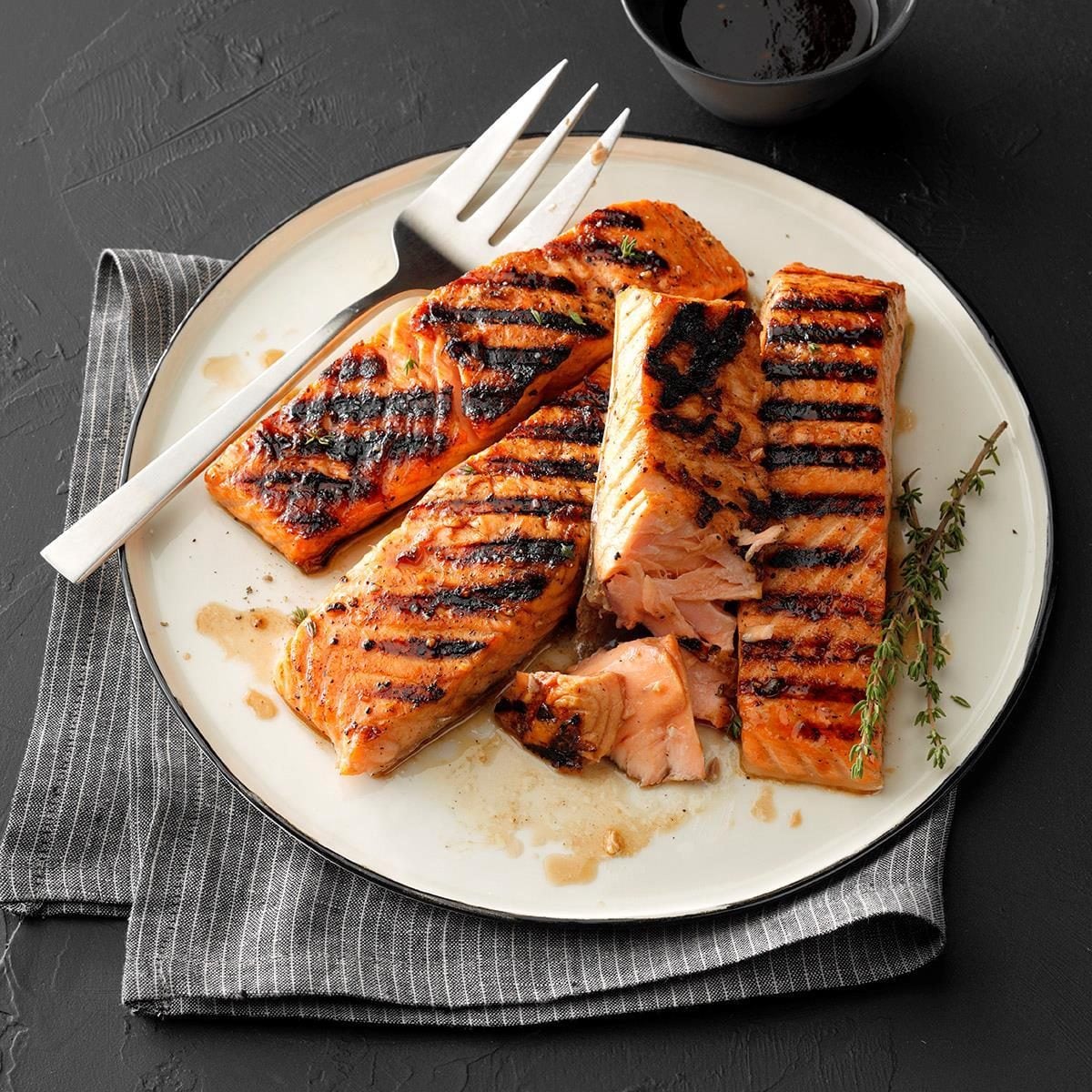 Maple-Glazed Grilled Salmon with Dill Yogurt Sauce