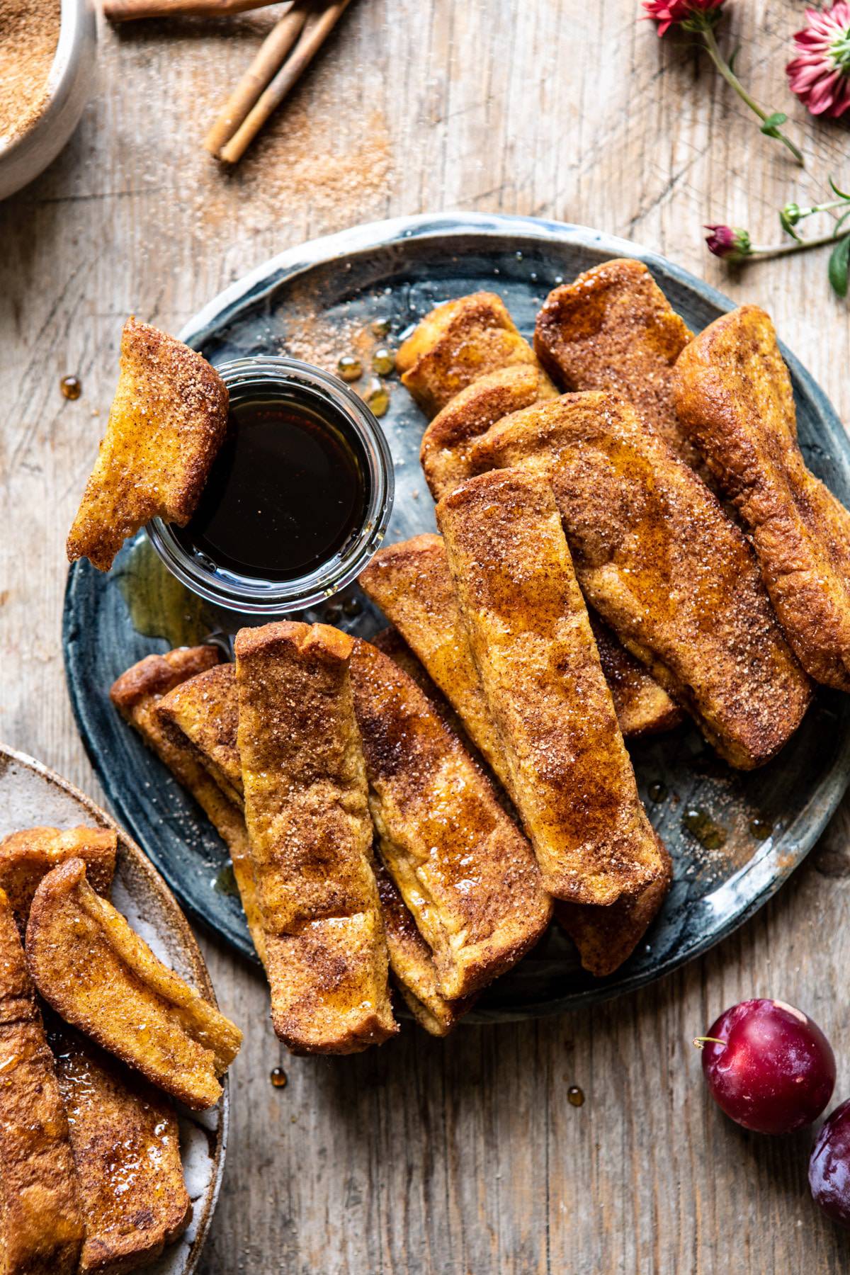 Classic French Toast Sticks with Maple Cinnamon Glaze