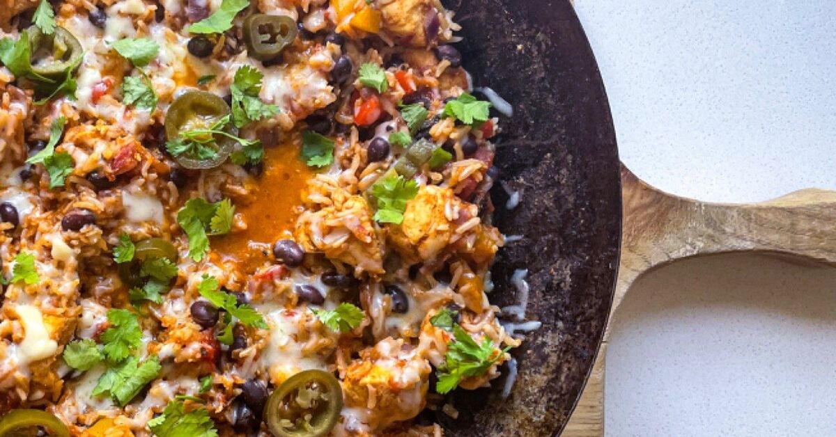 One-Pan Mexican Chicken and Black Bean Skillet