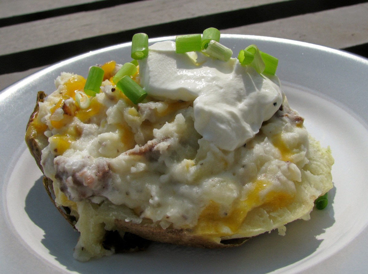 Mini Beef & Cheese Stuffed Potatoes