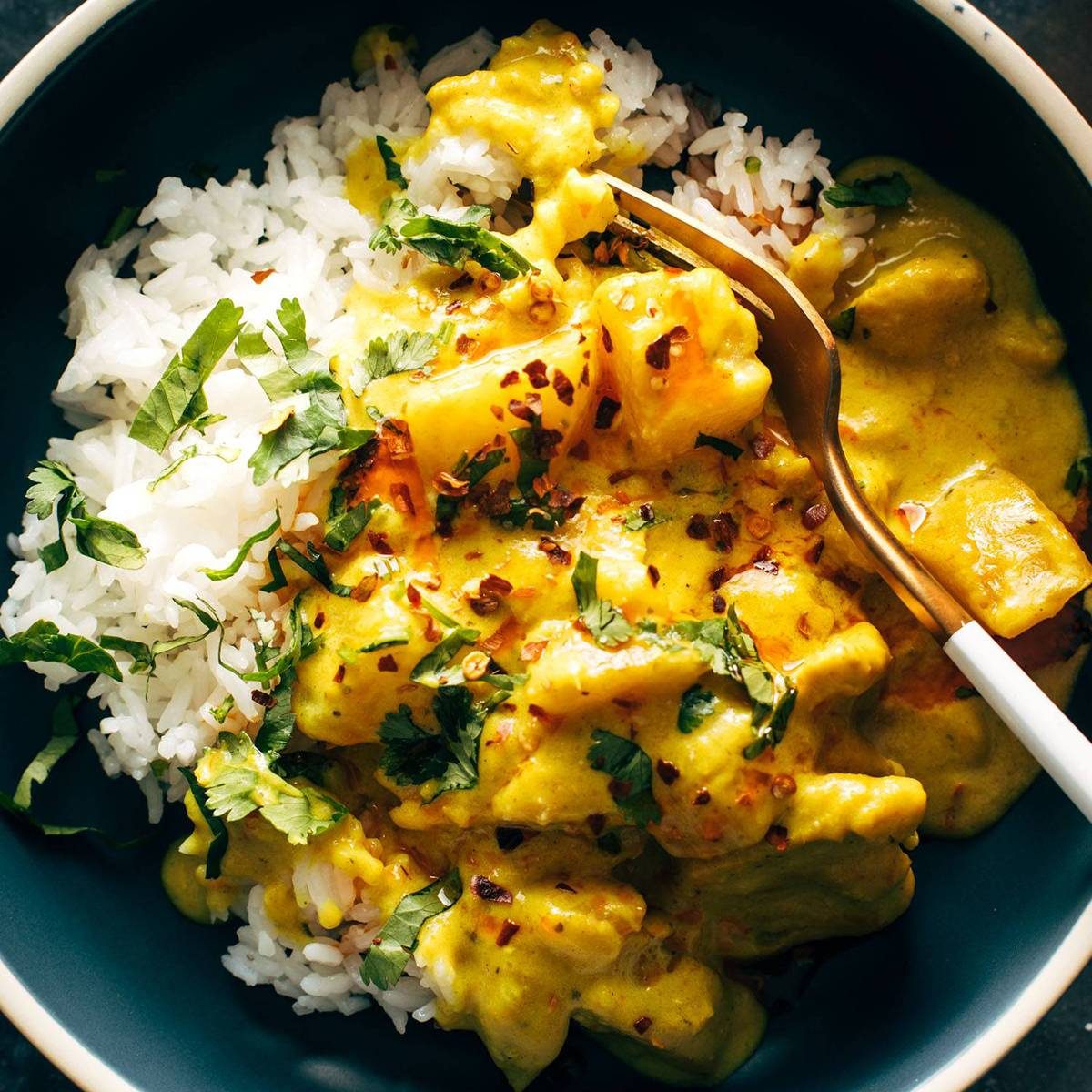 Pan-Seared Chicken with Yogurt and Yellow Curry Sauce