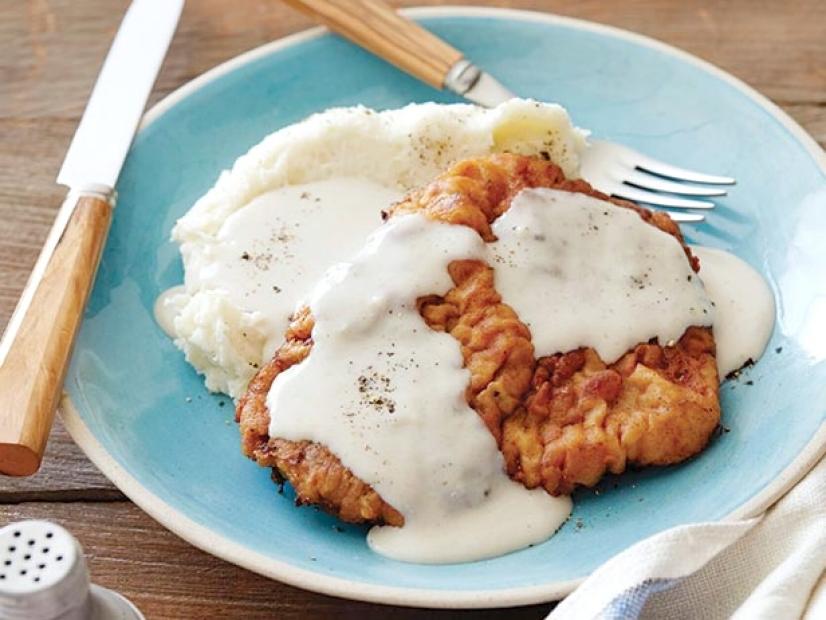 Pan-Seared Chicken Fried Steak with Creamy Gravy