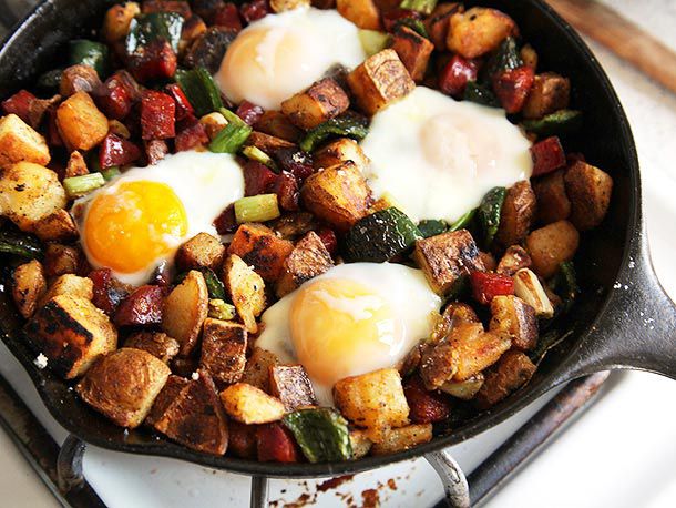 Skillet-Baked Spanish Chorizo and Potato Hash