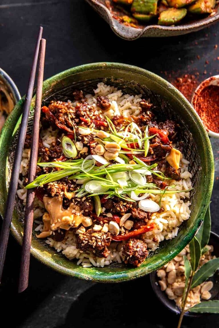 One-Pot Korean Beef and Rice Bowl with Gochujang Sauce