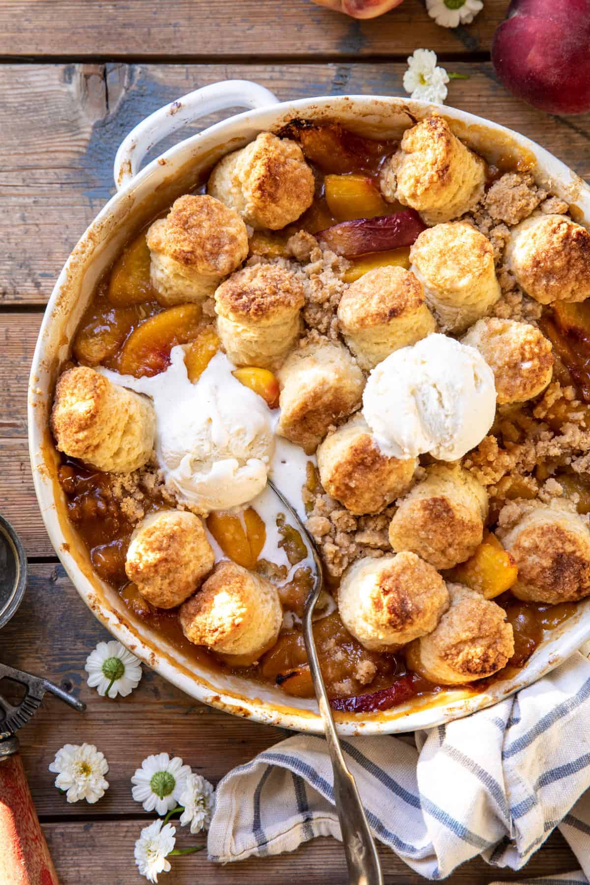 Southern-Style Peach Cobbler with Cinnamon Biscuit Topping