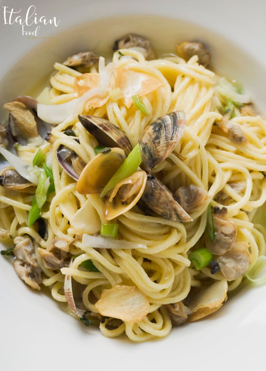 Authentic Italian Linguine with Clam Sauce