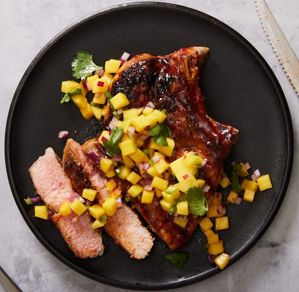 Pan-Seared Pork Chops with Mango-Poplar Glaze