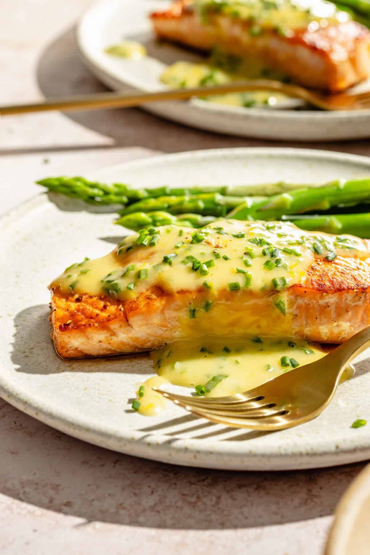 Pan-Seared Salmon with Lemon Dill Beurre Blanc
