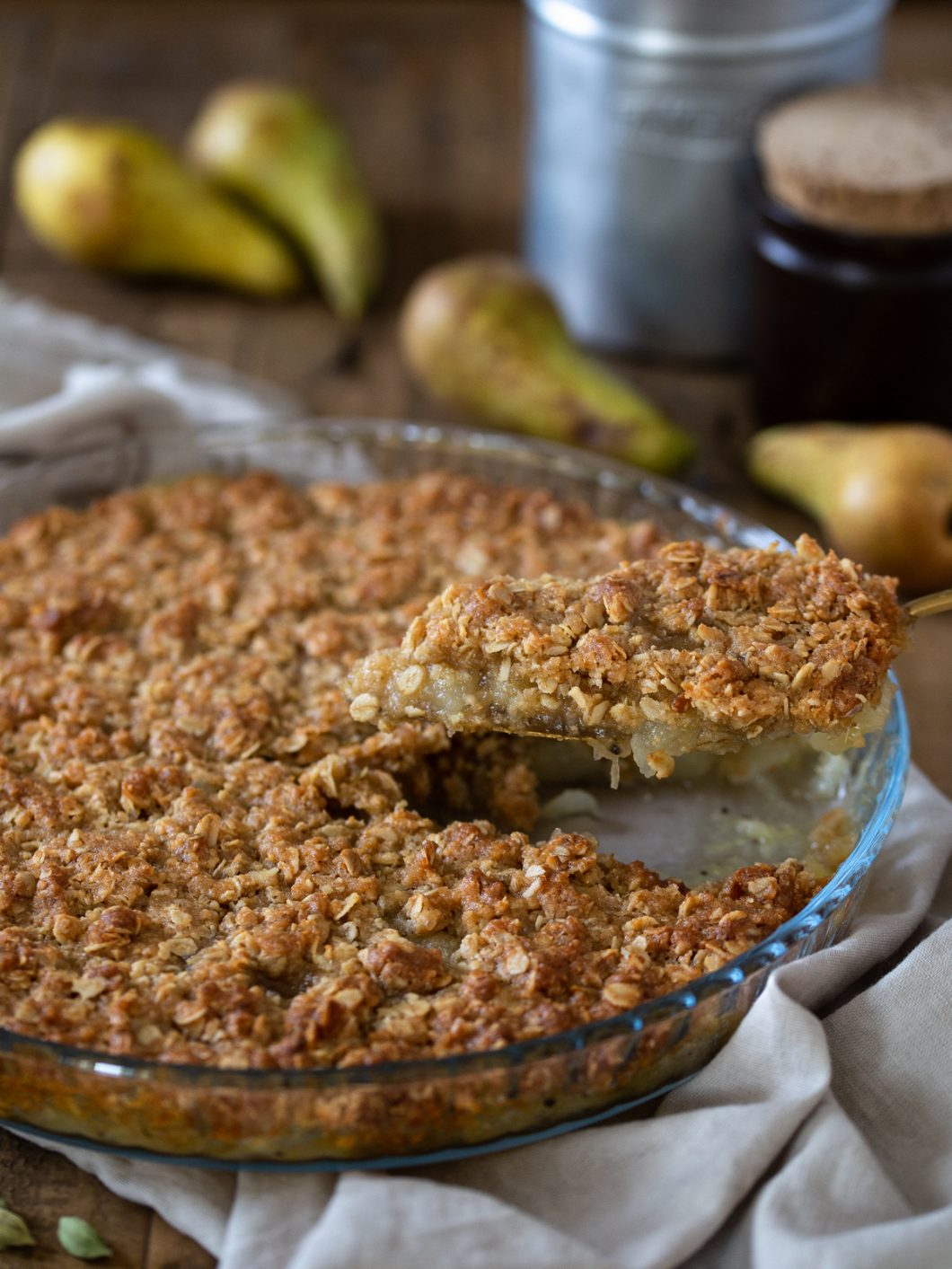 Baked Cardamom-Spiced Pear Crisp