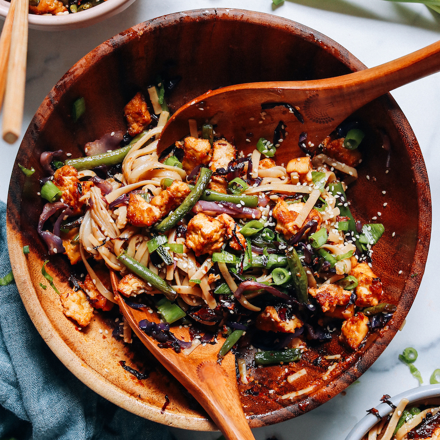Ginger-Sesame Soba Noodles with Crispy Tofu and Scallions