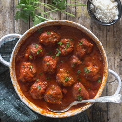 Peppers and Meatballs in Spicy Tomato Sauce