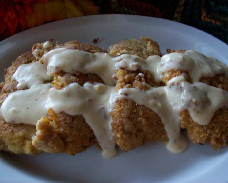 Classic Chicken-Fried Steak with Creamy Gravy