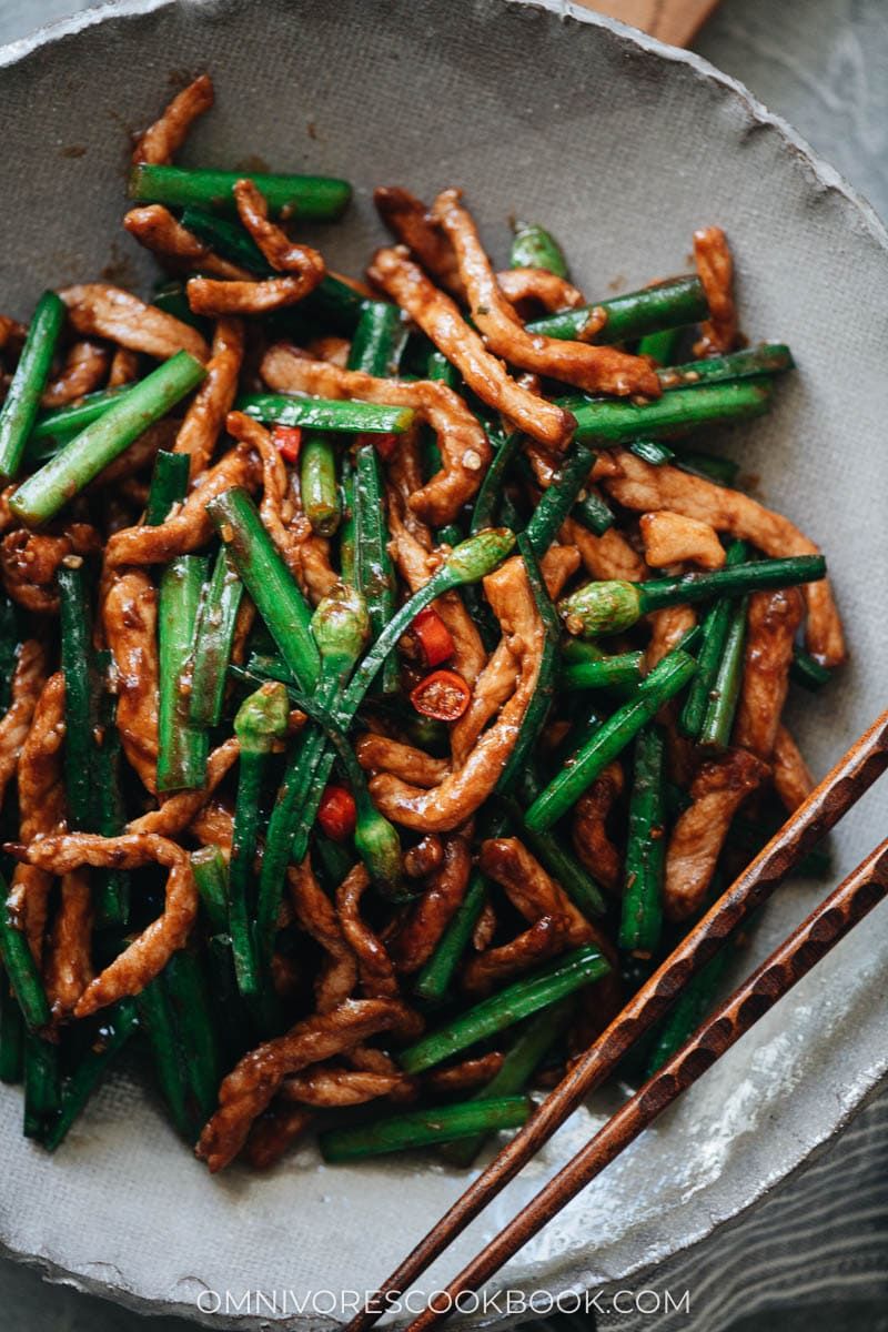Spicy Garlic Stir-Fried Pork with Scallions