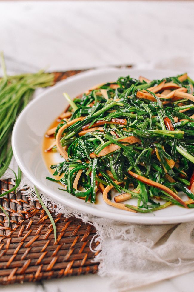 Stir-Fried Tofu and Seasonal Vegetables with Garlic Soy Glaze