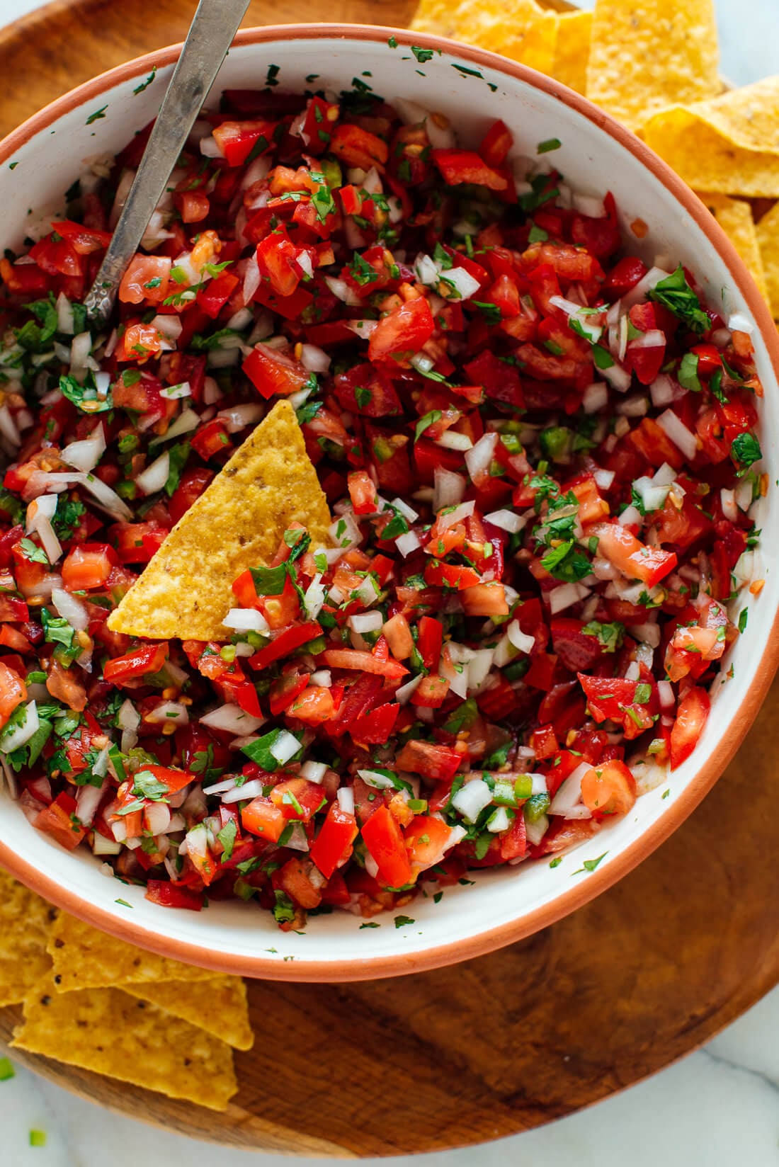 Charred Chipotle Pork Tacos with Fresh Pico de Gallo