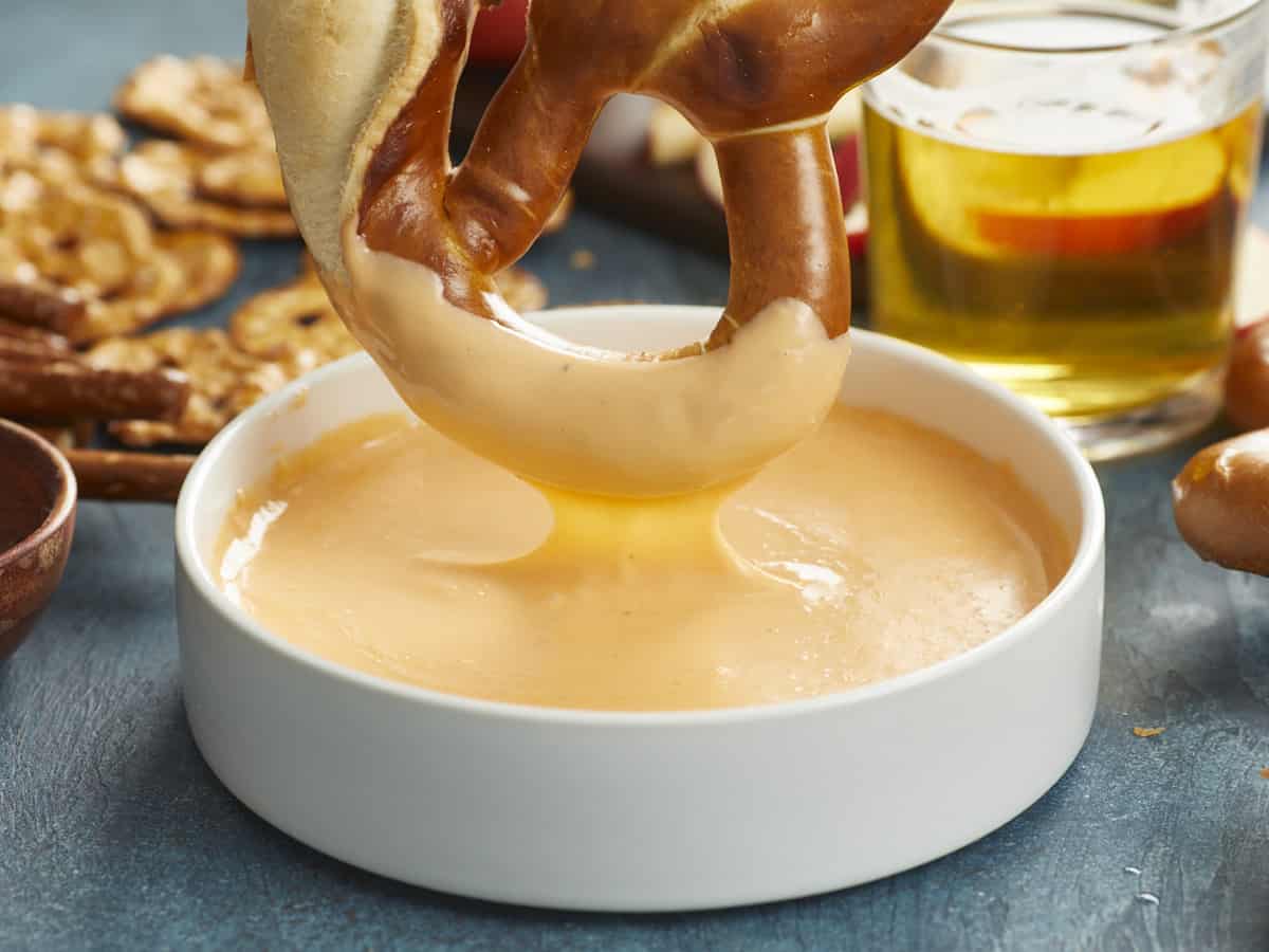 Carrollton-Inspired Spicy Beer Cheese Dip