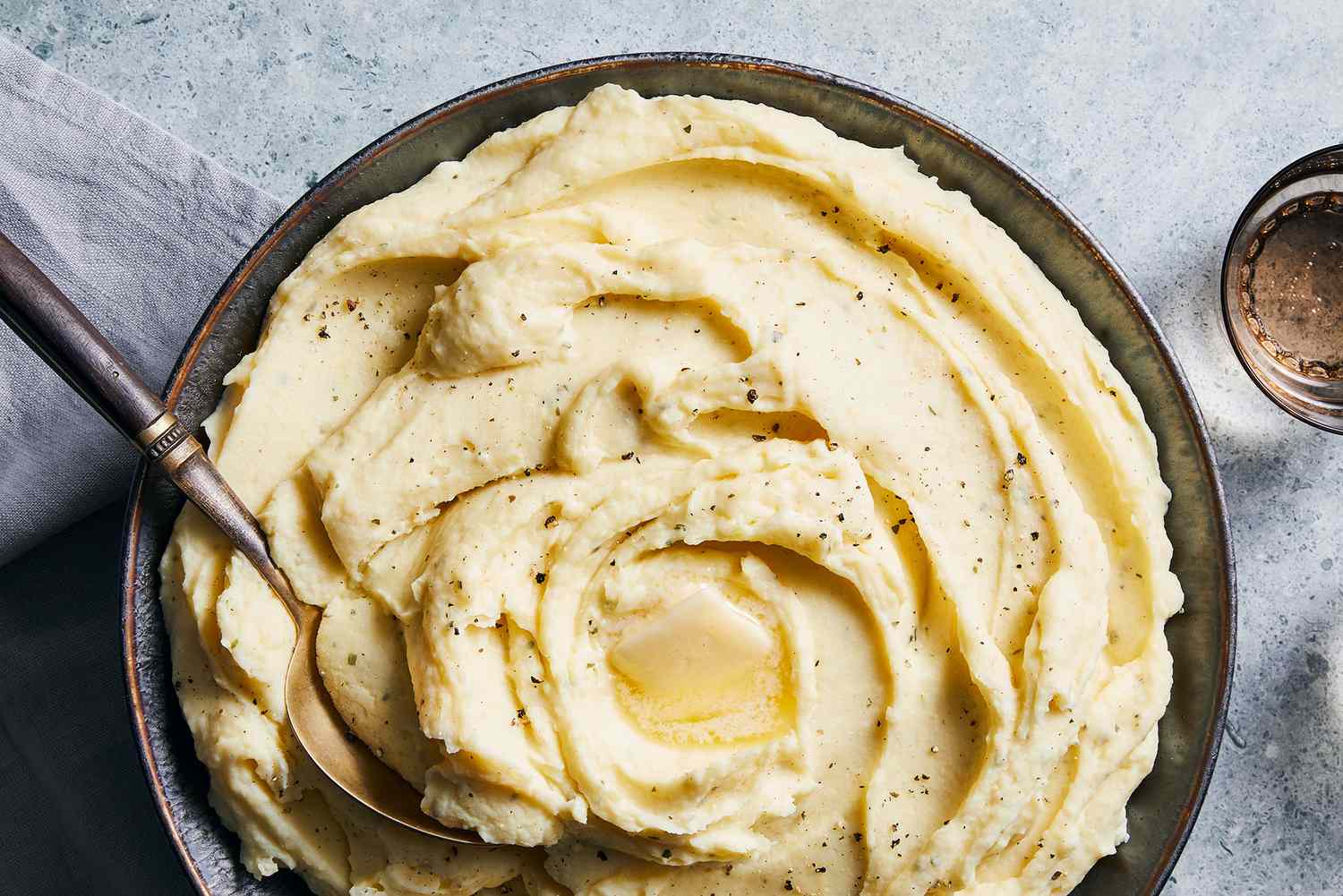 Authentic 1920s Guitar-Style Lemon-Herb Mashed Potatoes
