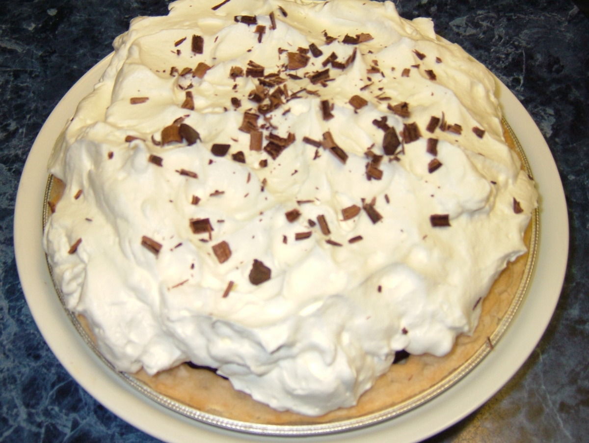 No-Bake Salted Caramel Chocolate Icebox Pie