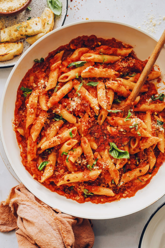 Italian Oven-Baked Spicy Arrabbiata Penne