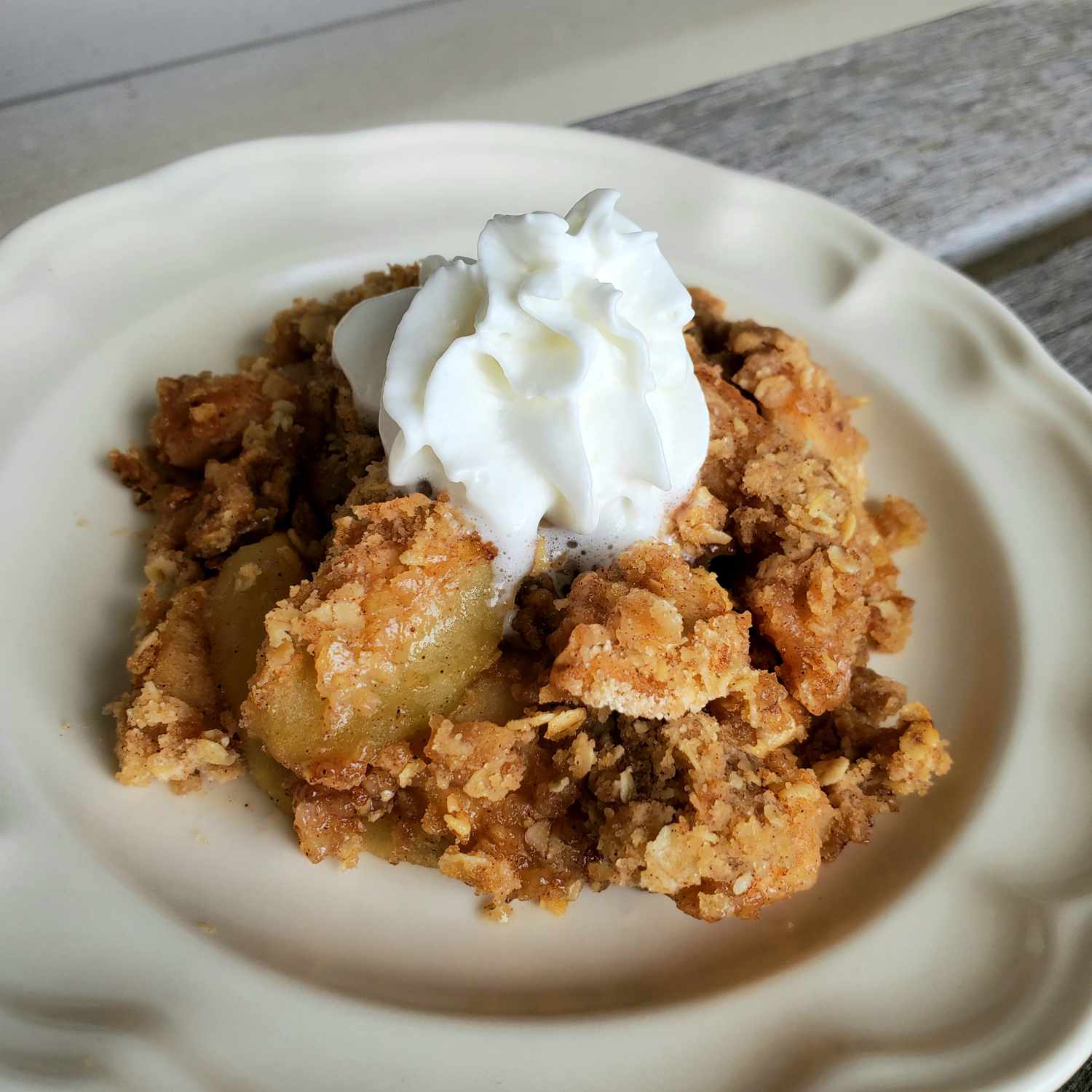 Classic Old-Fashioned Apple Crisp