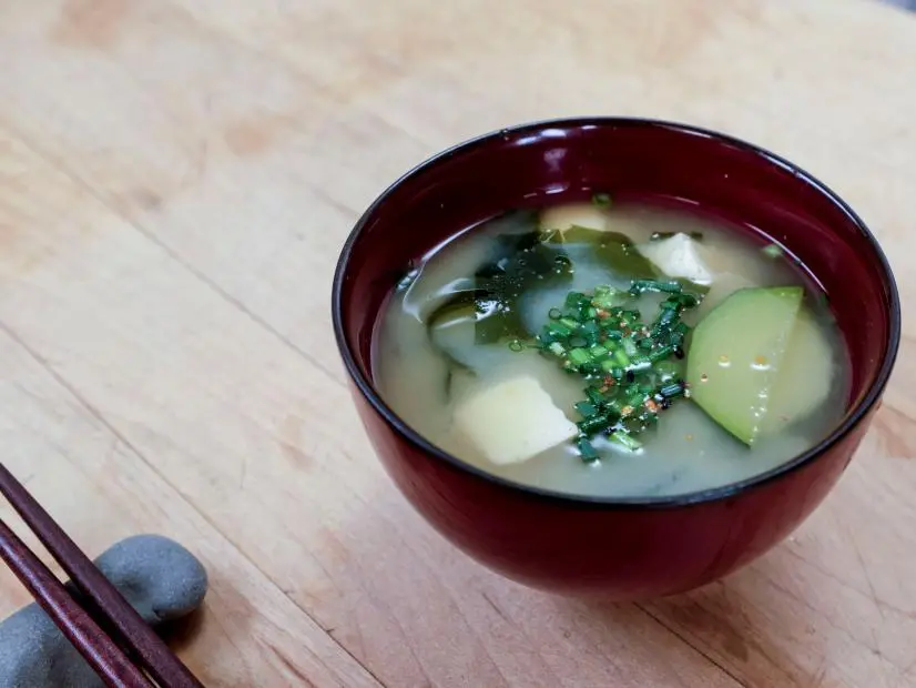 Low-Simmer Miso Soup with Wakame and Silken Tofu