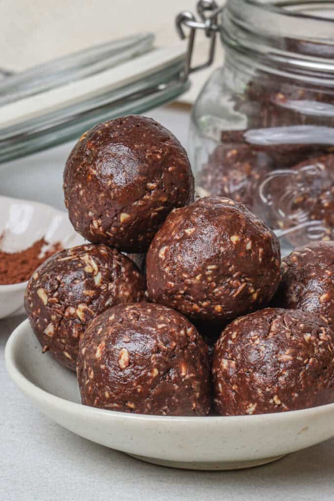 Interactive Web-Inspired Spiced Chocolate Energy Bites