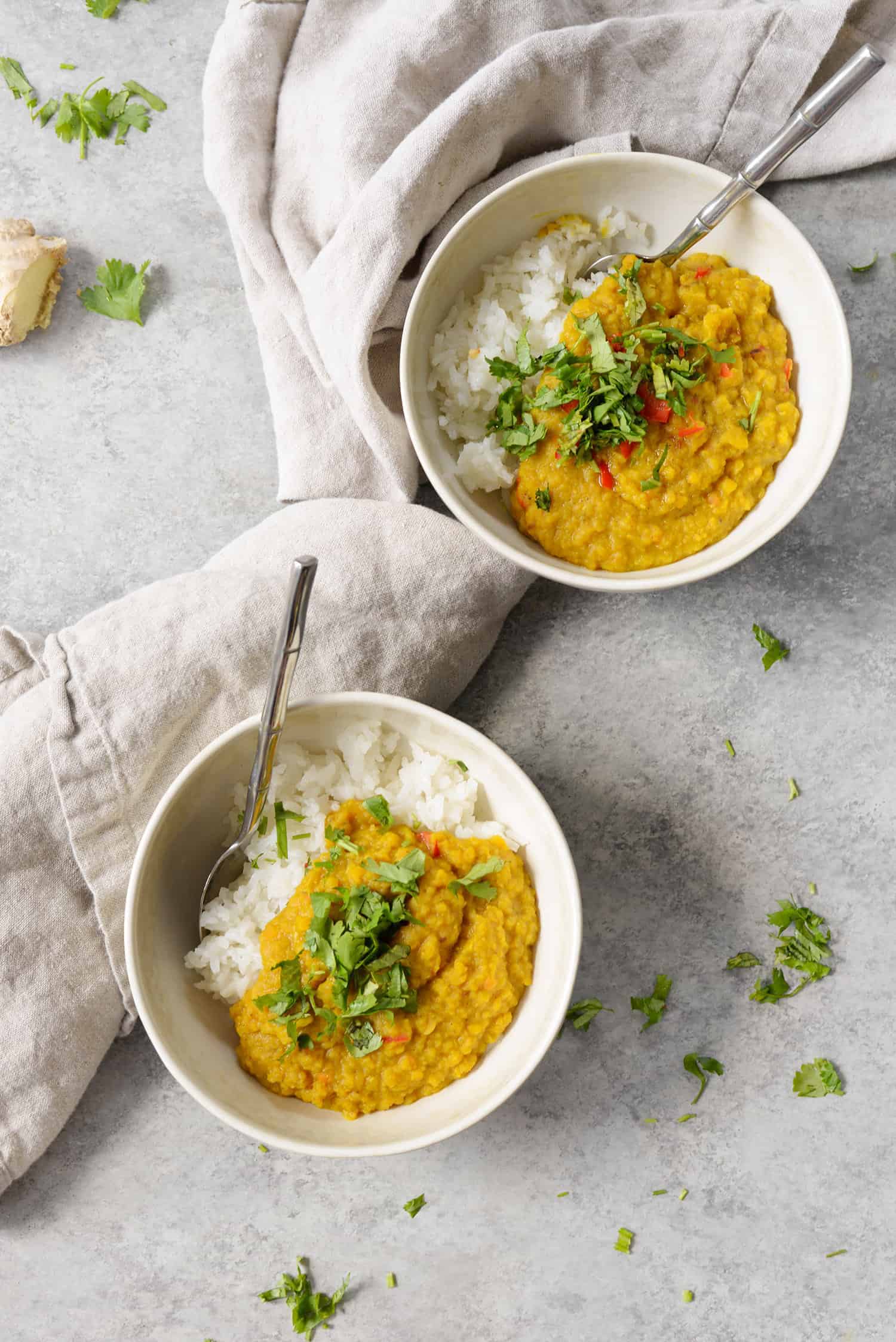 Simple Spiced Lentil and Rice Bowl with Yogurt Drizzle