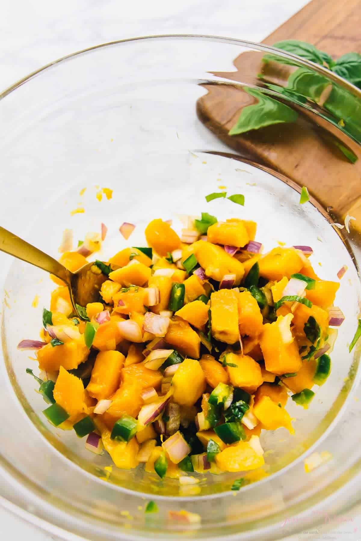 Tropical Mango Basil Smash