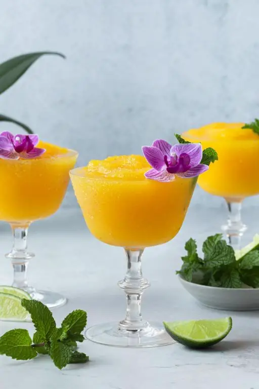 Shaken Tropical Rum Daiquiri with Lime