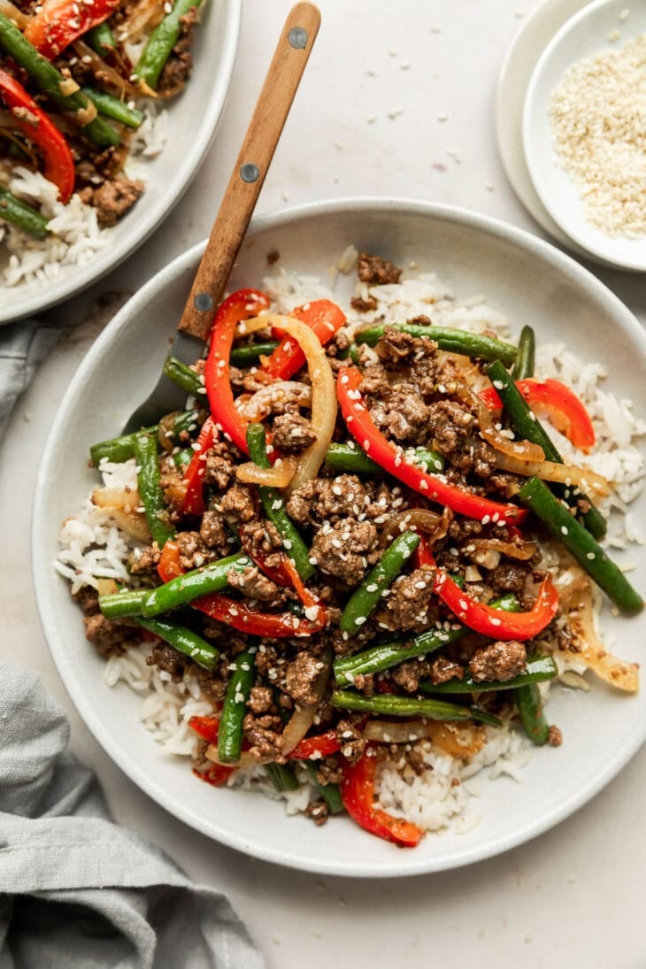 Cauliflower Rice Stir-Fry with Ground Beef and Ginger