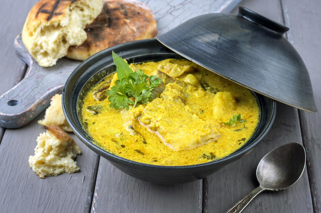 Slow-Cooked Barramundi in Wattleseed and Coconut Curry