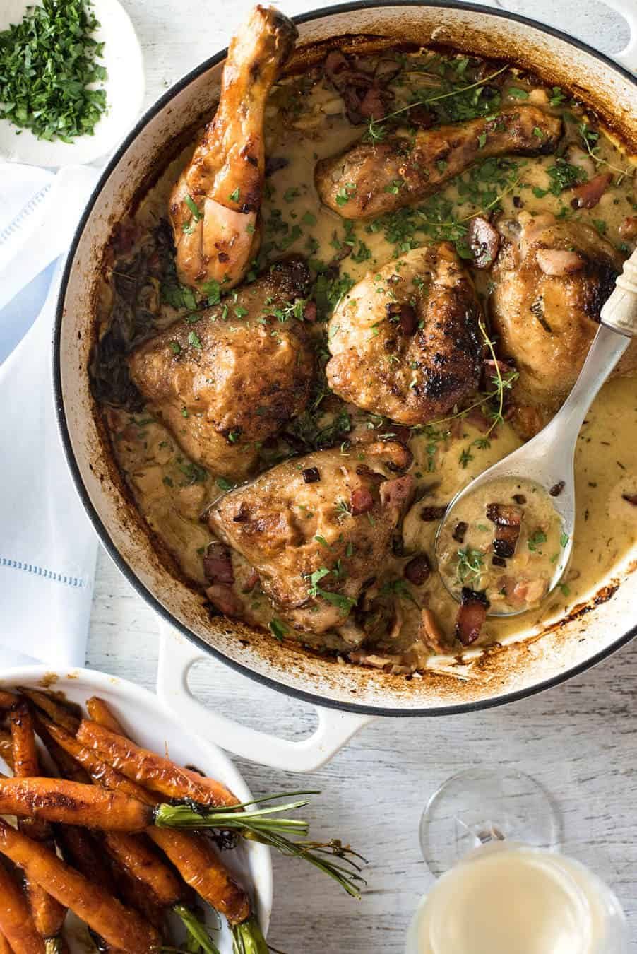 Sautéed Chicken with Garlic and Herb White Wine Sauce